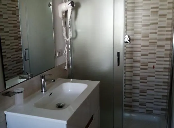 Alisso Bed and Breakfast 3*